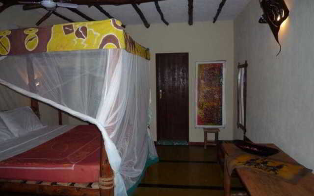 Samaki Lodge