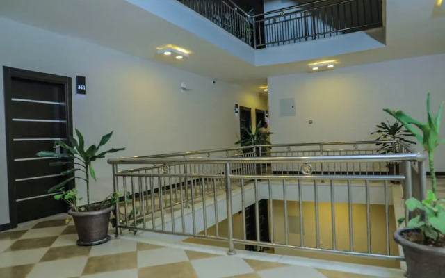 Garalay Hotel