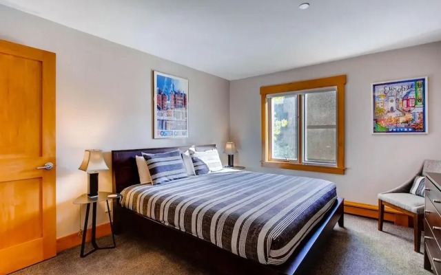 Westwind 302 2BD 2BA Plat. Condo