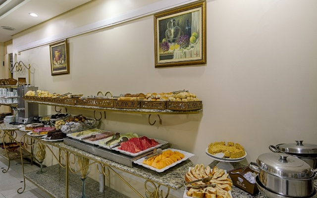 Hotel Golden Park Curitiba by Nacional Inn