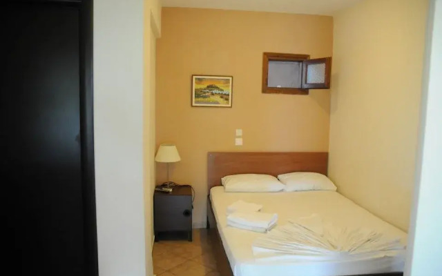 Maistrali Beach Hotel