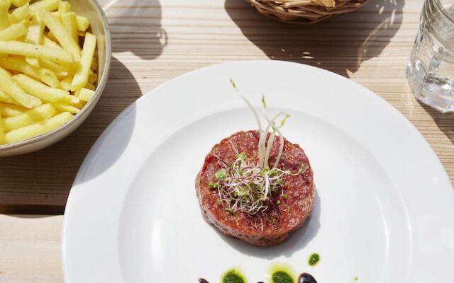 Berghuus Radons Gastro AG