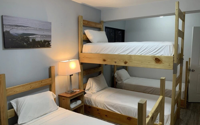 Carambola Surf House
