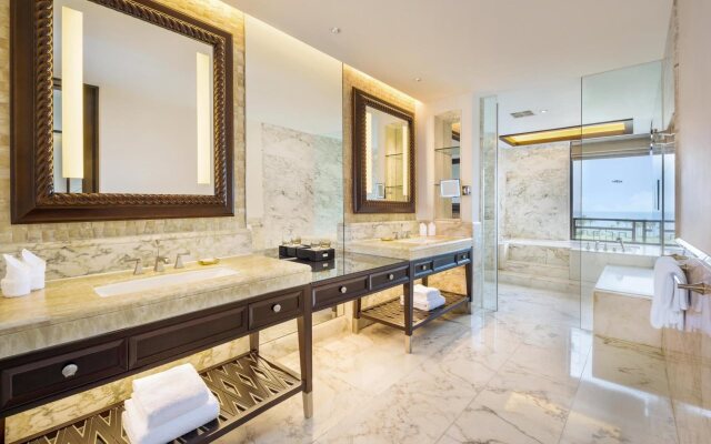 The St. Regis Sanya Yalong Bay Resort