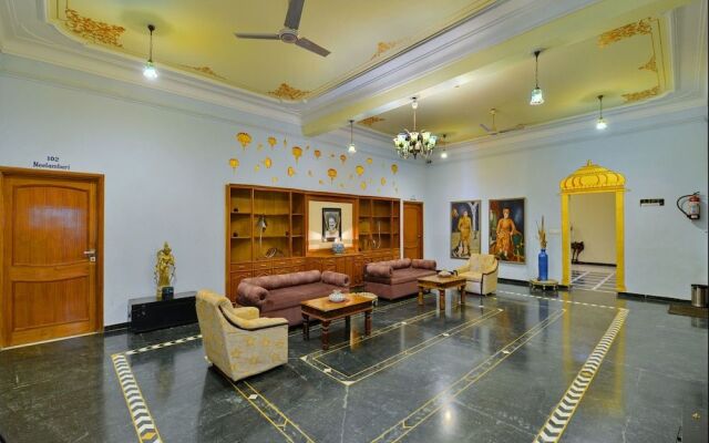 Jaisingh Garh Hotel and Resort