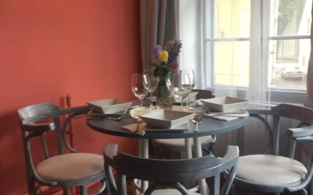 Főtér Apartmanház Szentendre