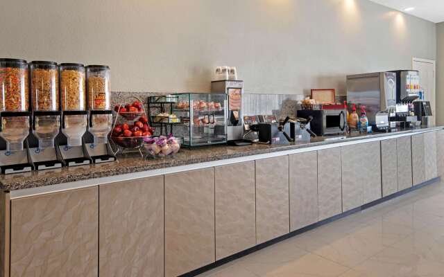 La Quinta Inn & Suites by Wyndham Brownsville North