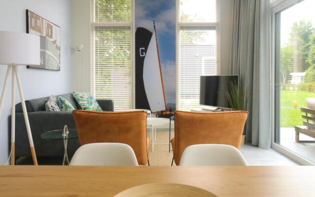 Rietreiger luxe vakantielodge in Friesland - 2 badkamers