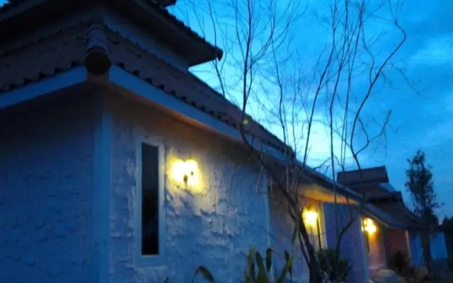 Pathuma Garden and Resort