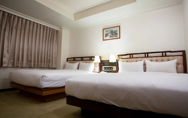 Harazuru Hotel