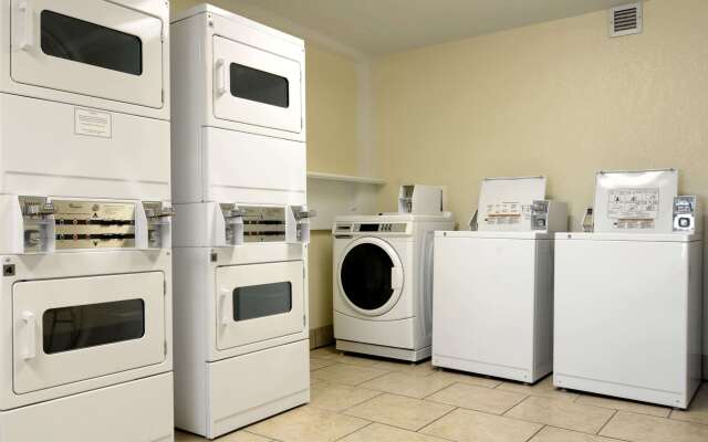 Baymont by Wyndham Macon I-75