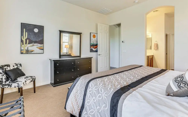 Outdoor Oasis in Goodyear: Stay & Play!