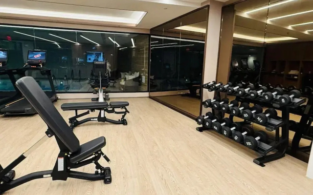 Hotel-level New Luxury Home w Gym Pool