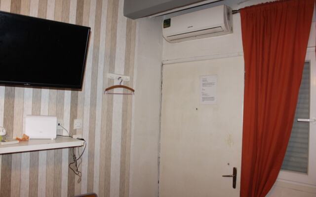 Renovated Studio Olympiados
