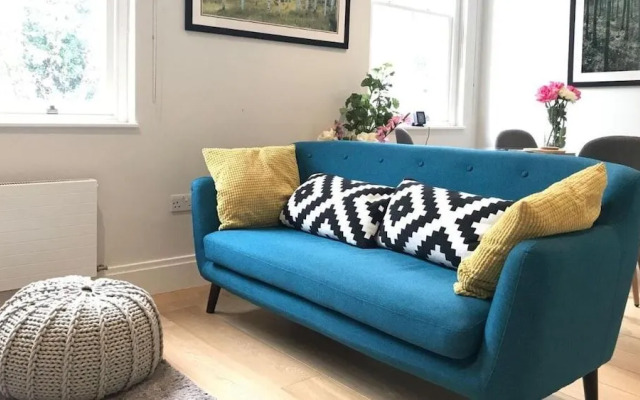Signet Apartments - Carlyle House
