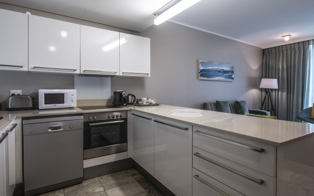 aha Harbour Bridge Hotel & Suites