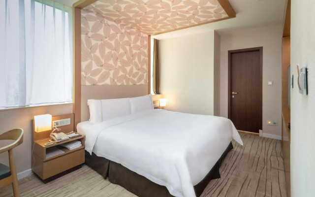 China Mayors Plaza Hotel