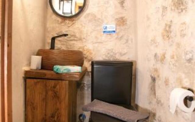 Dandy Villas Mani - Old Tower House - Fireplace - Pool