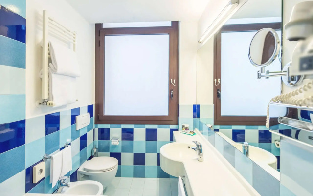Mercure Rome Piazza Bologna