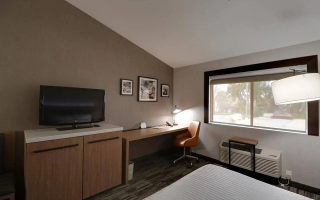 Ramada Modesto