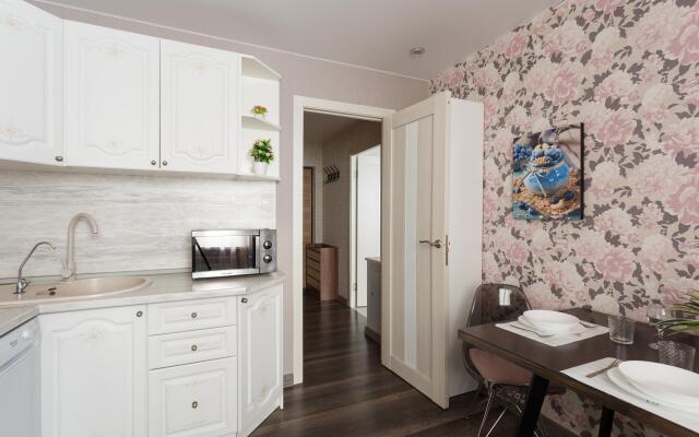 Live comfortably on Oktyabrsky Avenue 82