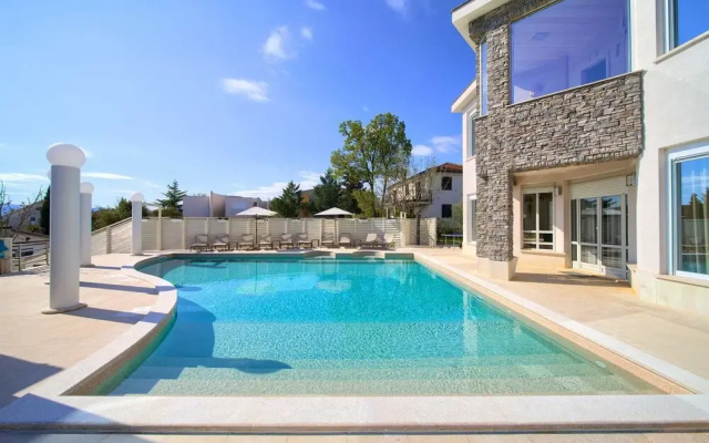 Villa Piano With sea View