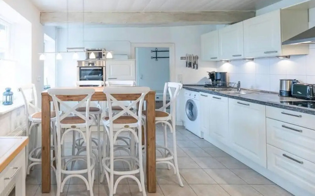 Semi-detached House Waygaard West, Dagebull