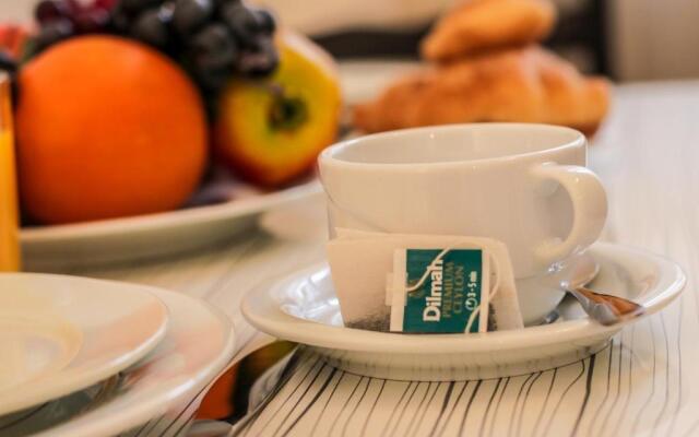 Stay Inn Apartments at Saryan Street