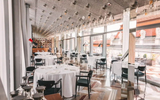 Met Boutique Hotel