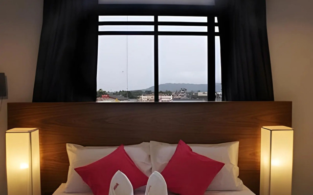 I Room Hotel