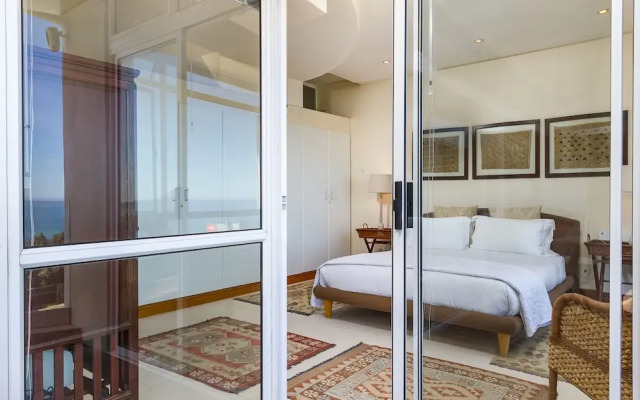 Balie Bay 1 - Adults Only
