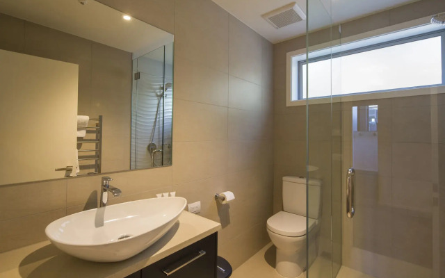 15 Melbourne by Staysouth