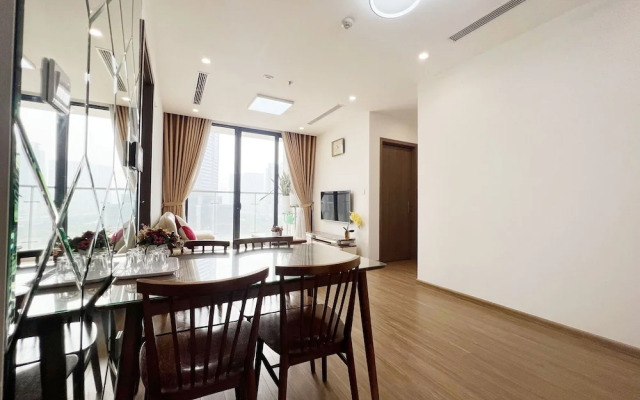 Luxhome Vinhomes Skylake