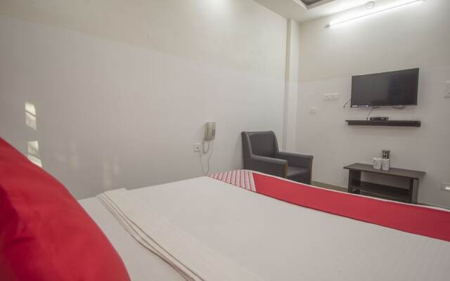 Hotel Debdutta by OYO Rooms