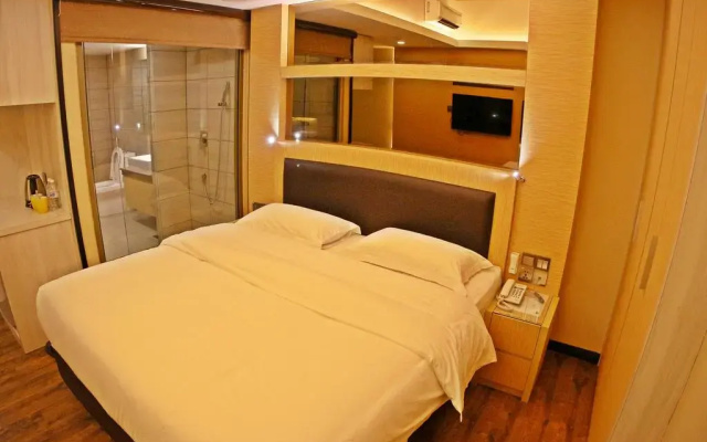 JC Mark Hotel