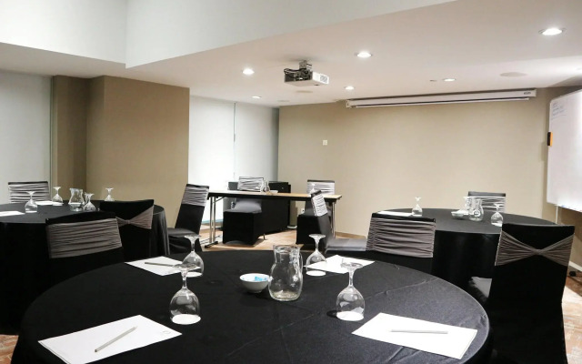 Oakwood Hotel & Residence Kuala Lumpur