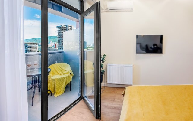HB apartments University