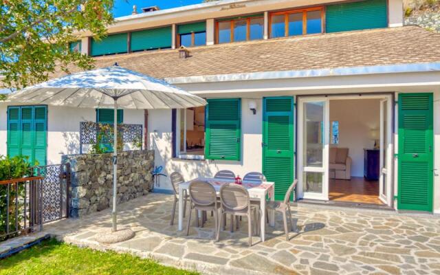 MARLA House Sea View