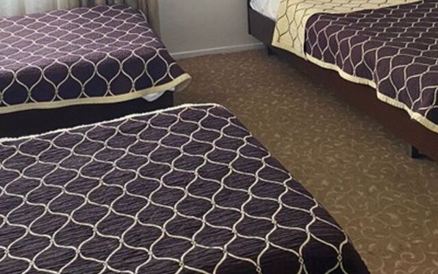The Rose Otel