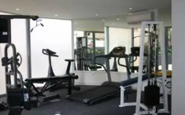 Cote D'Azur, Unit 40/61 Donald Street