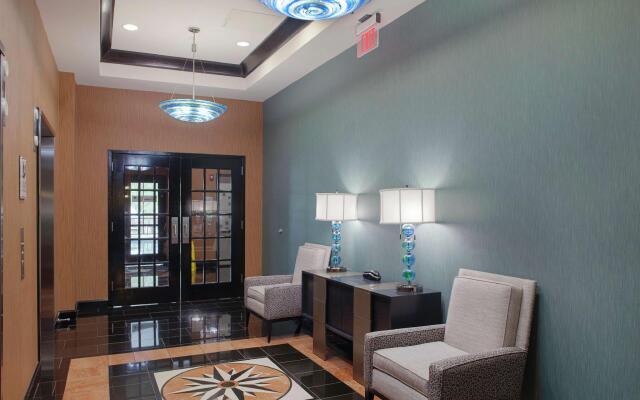 DoubleTree Suites by Hilton Bentonville