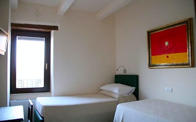 La Tana Dei Leoni B&B
