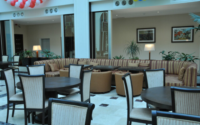 Atrium Hotel