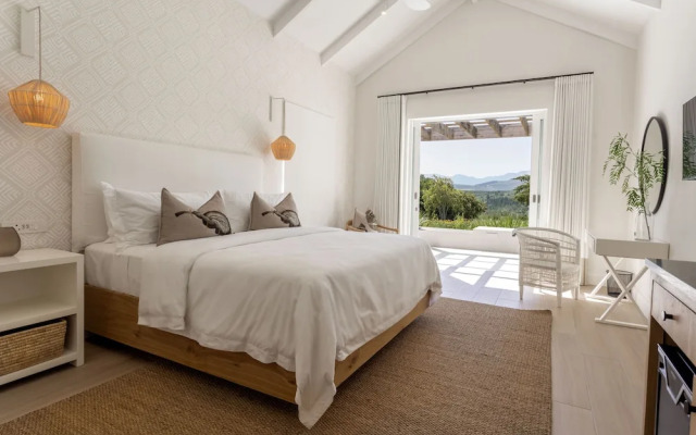 Crags Country Lodge