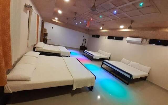 Room in Lodge - Royal Cottage, Anaimalai Room