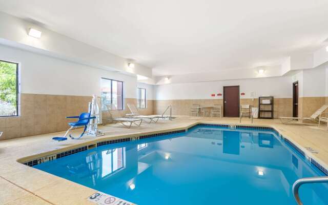 Comfort Suites Gallup East Route 66 and I-40