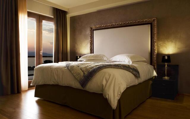 Valis Resort