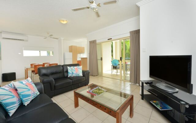 Central Plaza Port Douglas Apartments