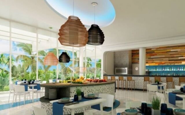 GRAND Aston Varadero Beach Resort