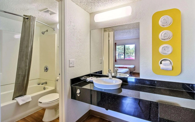 Motel 6 Campbell, CA - San Jose